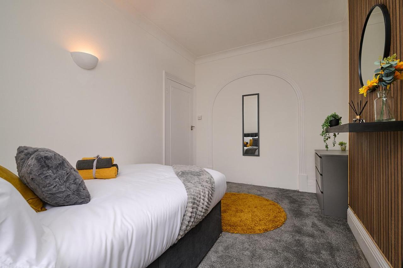 לונדון Spacious 3 Bedroom Apartment- Crouch End מראה חיצוני תמונה