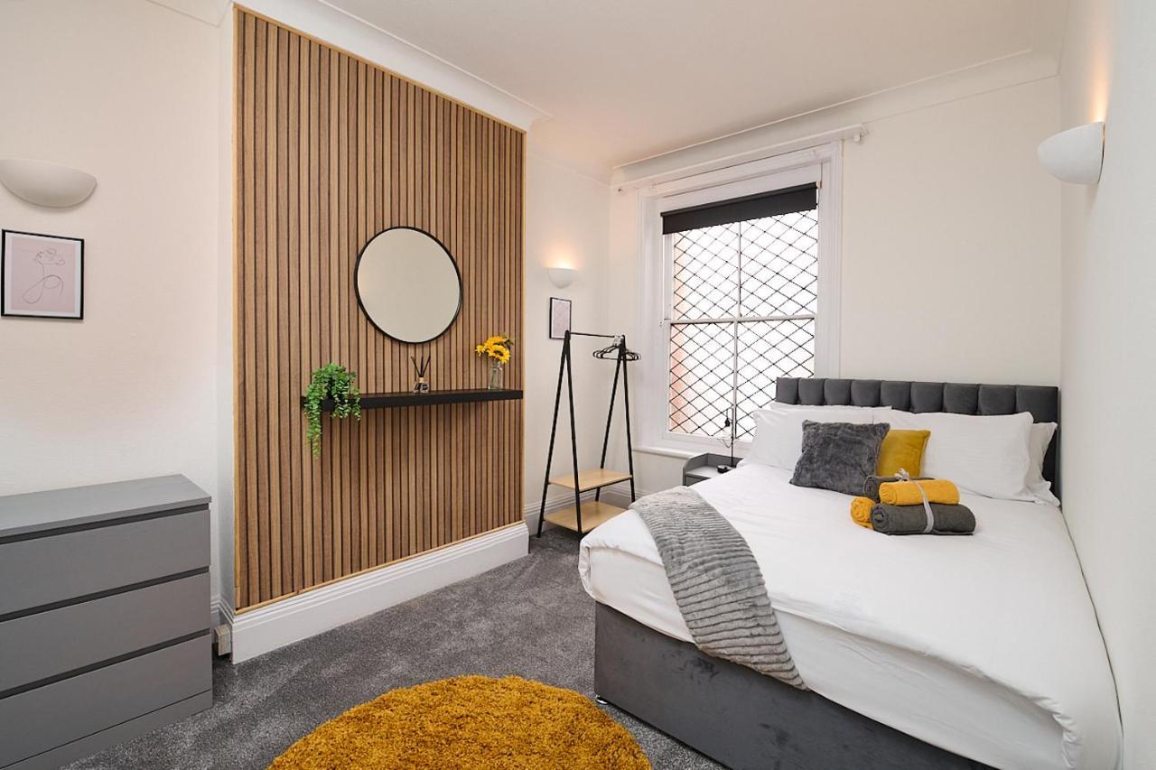 לונדון Spacious 3 Bedroom Apartment- Crouch End מראה חיצוני תמונה